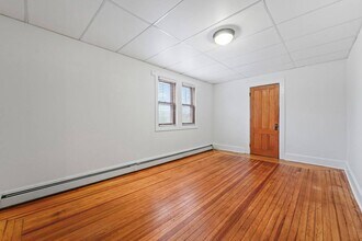 33 Franklin St in Saratoga Springs, NY - Building Photo - Building Photo