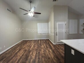 2315 Fairmont Ave in Clovis, CA - Building Photo - Building Photo