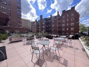 Broadview Apartments in Baltimore, MD - Foto de edificio - Building Photo