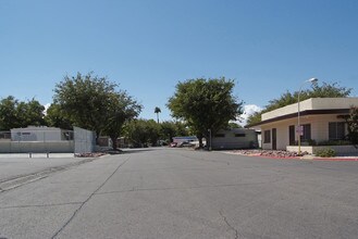 Miracle Mile Mobile Home Park in Las Vegas, NV - Building Photo - Building Photo