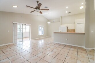 2113 Cattleman Dr in Brandon, FL - Building Photo - Building Photo