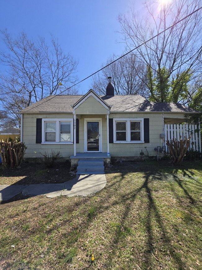 property at 3202 Wood Ave