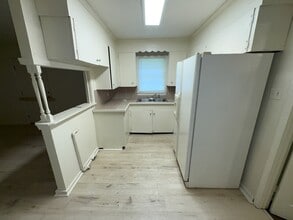 2615 Hillside Dr in Jackson, MS - Building Photo - Building Photo