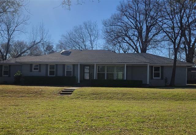 201 Slaydon St in Henderson, TX - Building Photo