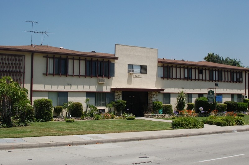 1600 S Baldwin Ave in Arcadia, CA - Building Photo