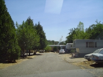 Indian Creek Mobile Home Park in North Fork, CA - Foto de edificio