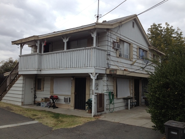 7601-7611 Twin Oaks Ave in Citrus Heights, CA - Foto de edificio - Building Photo