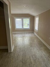 2104 Emogene St, Unit B in Mobile, AL - Building Photo - Building Photo