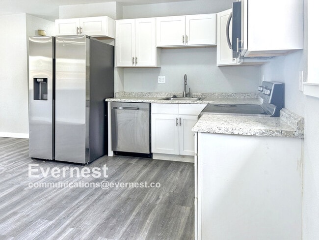 1530 Maxwell St in Colorado Springs, CO - Building Photo - Building Photo