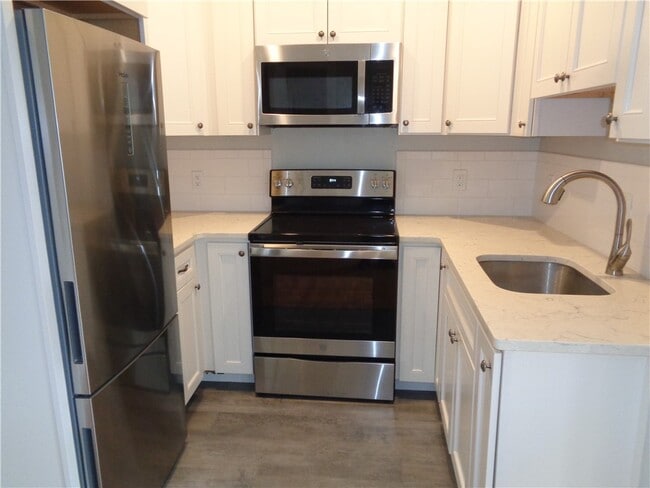 22 W 3rd St in Corning, NY - Building Photo - Building Photo