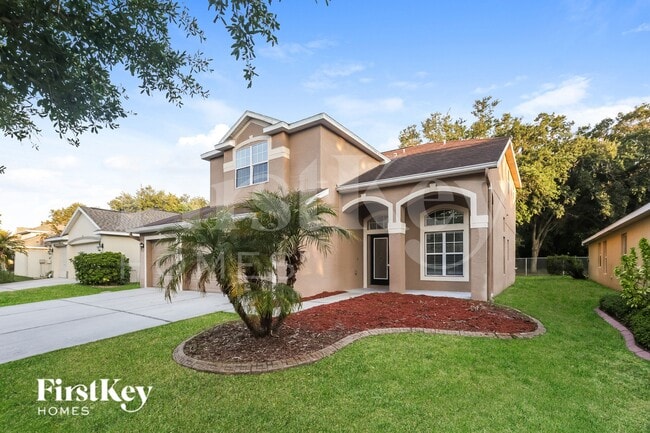 1335 Emerald Hill Way in Valrico, FL - Foto de edificio - Building Photo