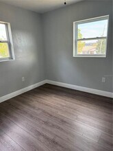 1160 Lakeview Dr in Clermont, FL - Building Photo - Building Photo