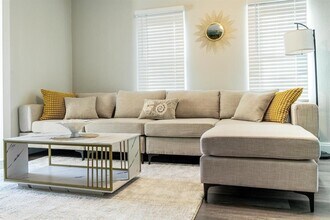 4327 17th Ave S in St. Petersburg, FL - Building Photo - Building Photo