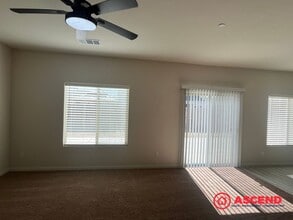 6507 Sunchase Dr in Bakersfield, CA - Building Photo - Building Photo