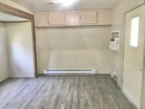 910 Polk St in Vidor, TX - Building Photo - Building Photo
