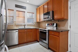 15 S Avonlea Cir in Spring, TX - Building Photo - Building Photo