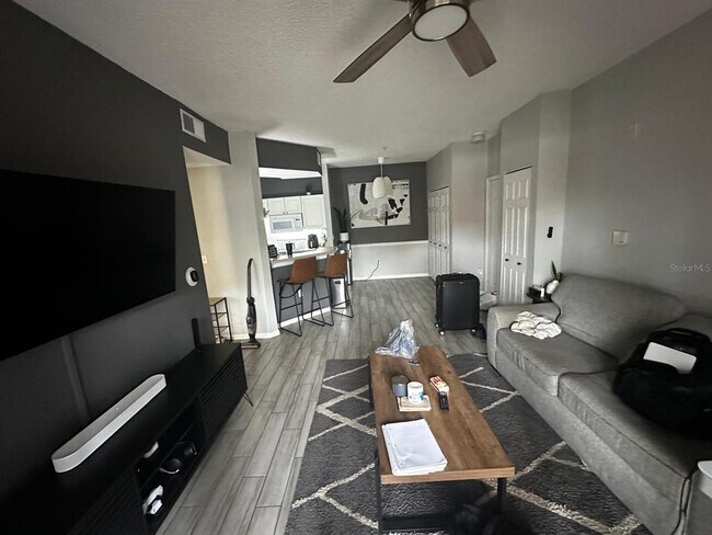 5518 Metrowest Blvd in Orlando, FL - Building Photo - Building Photo