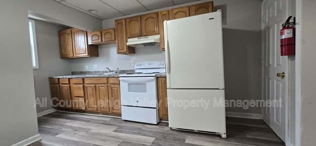 733 Clay St in Allentown, PA - Building Photo - Building Photo