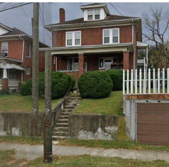 2013 Dale Ave SE, Unit Upper Unit "B" in Roanoke, VA - Building Photo - Building Photo