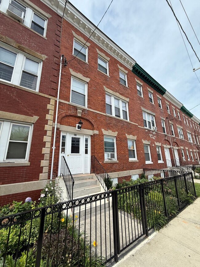 property at 2 Miles St