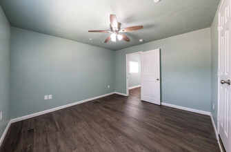 7218 N College Ave in Fresno, CA - Building Photo - Building Photo