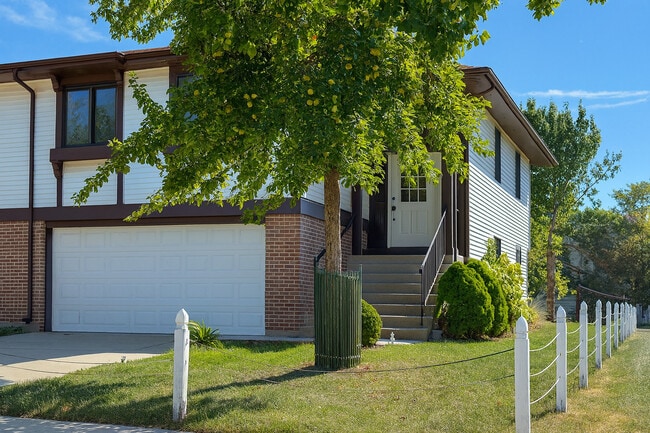 property at 1426 Chippewa Trail