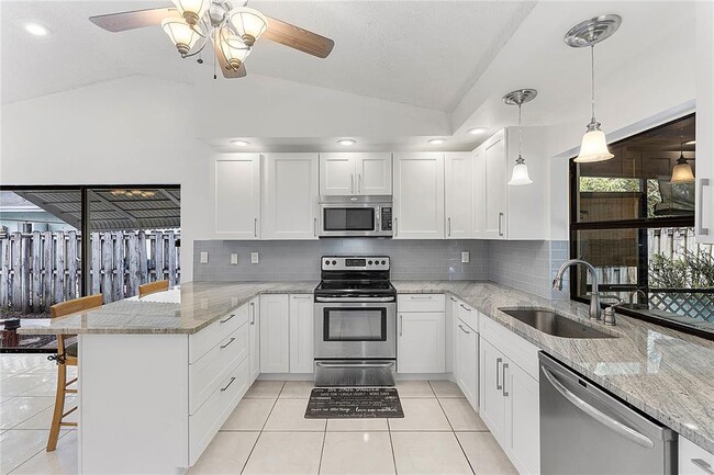 8241 NW 54th Ct in Lauderhill, FL - Building Photo - Building Photo