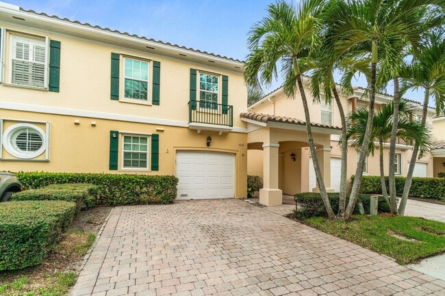 508 Capistrano Dr in Palm Beach Gardens, FL - Building Photo - Building Photo