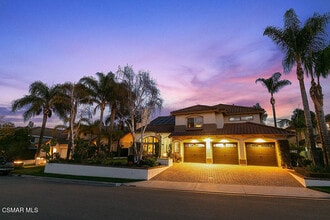 136 Heath Meadow Pl in Simi Valley, CA - Building Photo - Building Photo
