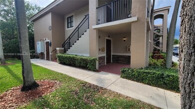 22731 SW 88th Pl in Cutler Bay, FL - Building Photo - Building Photo