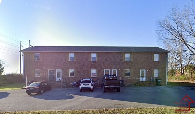 540 W Stevens St