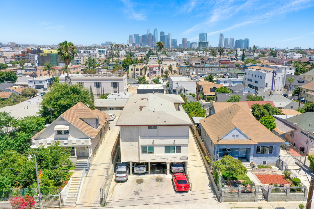 1116 S Ardmore Ave in Los Angeles, CA - Building Photo