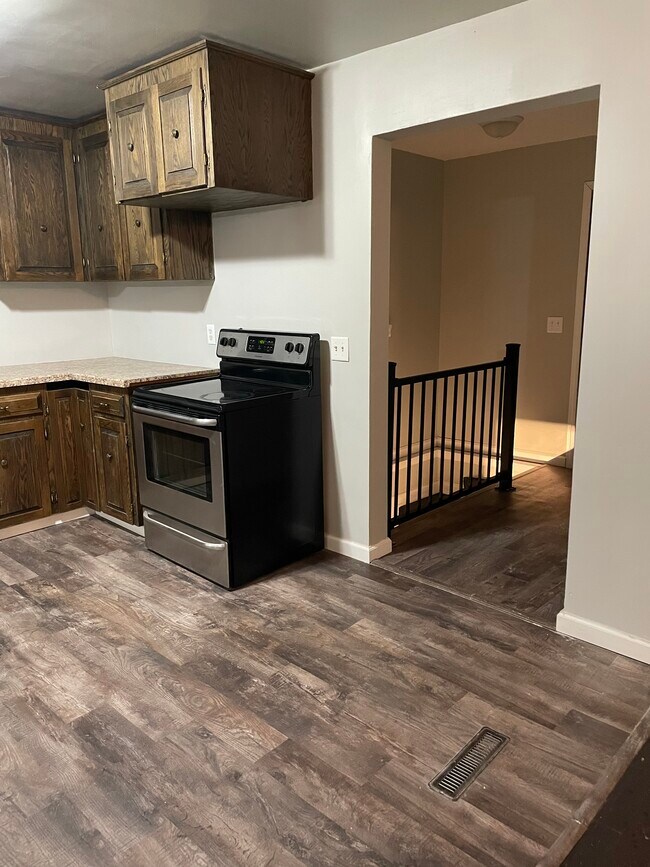 property at 639 S Main Ave