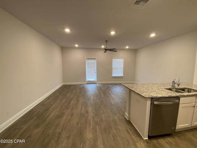1606 Caleigh Ct in Lynn Haven, FL - Building Photo - Building Photo
