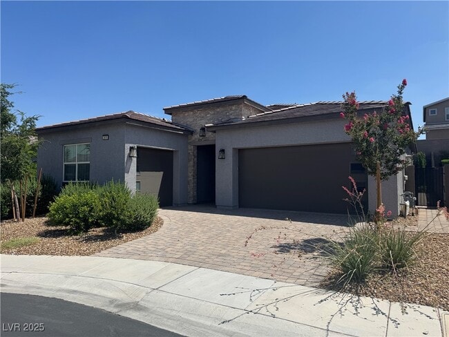 property at 2670 Summit Springs St