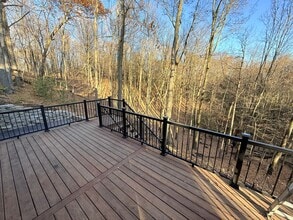 N8530 Ski Slide Rd in Ixonia, WI - Building Photo - Building Photo