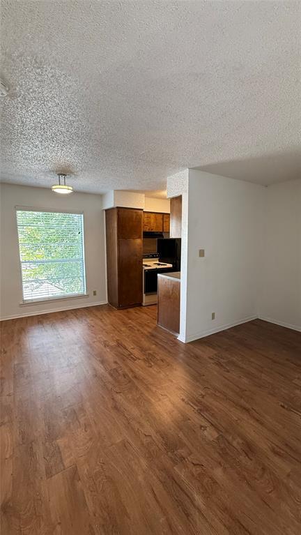 property at 2803 Hemphill Park