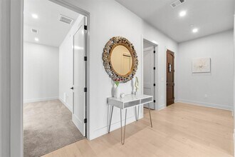 2601 N Quinlan Park Rd in Austin, TX - Building Photo - Building Photo