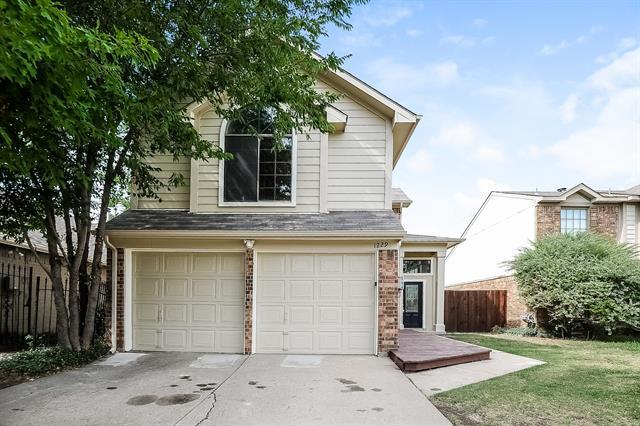 property at 1229 Settlers Way
