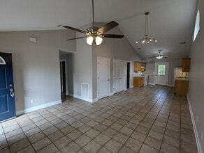 138 Cambridge Dr, Unit A4 in Gallatin, TN - Building Photo - Building Photo