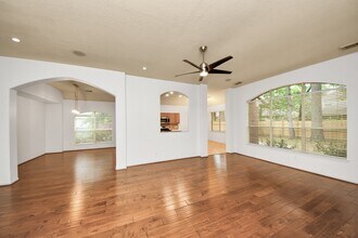 42 S Lace Arbor Dr in Spring, TX - Foto de edificio - Building Photo
