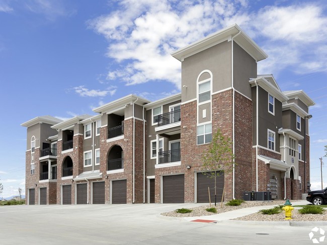 Outlook Ridge in Pueblo, CO - Foto de edificio - Building Photo