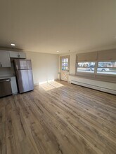 15 Remington Ave, Unit A in Mt Ephraim, NJ - Foto de edificio - Building Photo