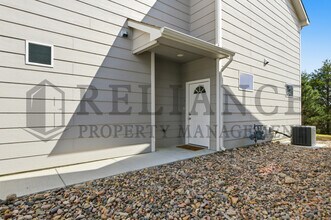 4515 E 45th St N in Wichita, KS - Foto de edificio - Building Photo