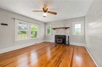 184 Younger Dr in Madison Heights, VA - Building Photo - Building Photo