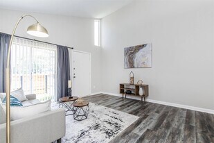 18001 Cypress Trace Rd in Houston, TX - Building Photo