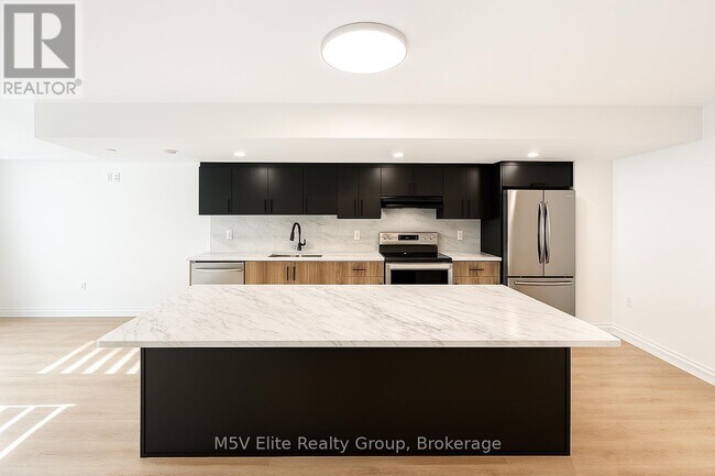 7359 Parkside Rd in Niagara Falls, ON - Building Photo - Building Photo