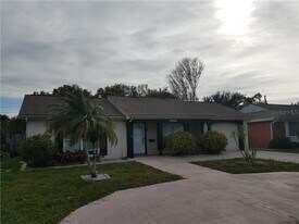 3728 Haven Dr in New Port Richey, FL - Building Photo