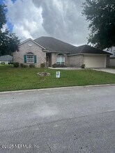 2095 Willesdon Dr E in Jacksonville, FL - Building Photo - Building Photo