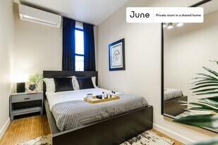Room in Shared 3 bed/1 bath home in New York, NY - Building Photo